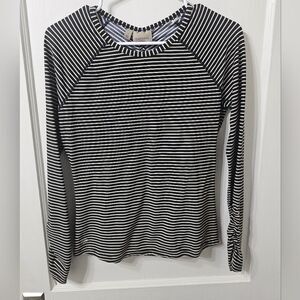 Athleta black and white striped shirt sz small. Super cute and stretchy
